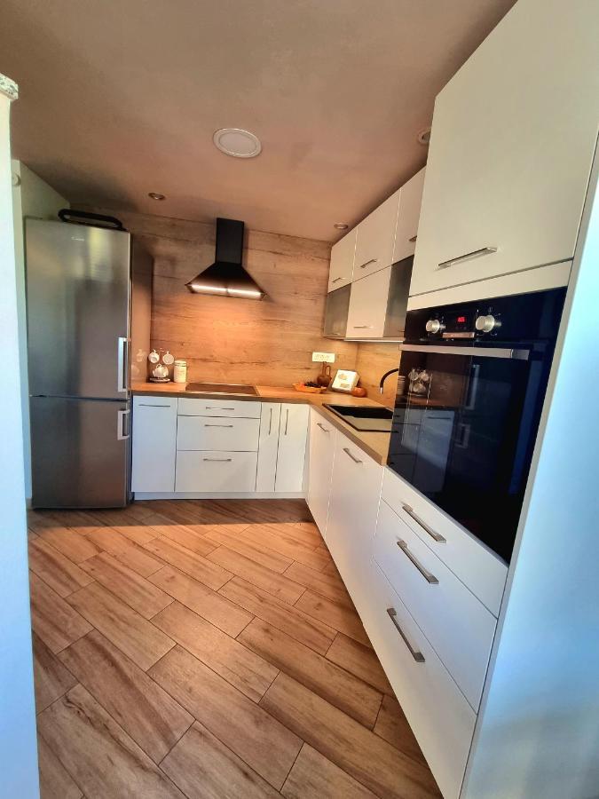 Gartnar -hiska S Pridihom Domacnosti In Pogledom Na Hribe. Apartment Radovljica